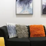 75-4A Brand New 3Br Prime Ues W&D In Unit