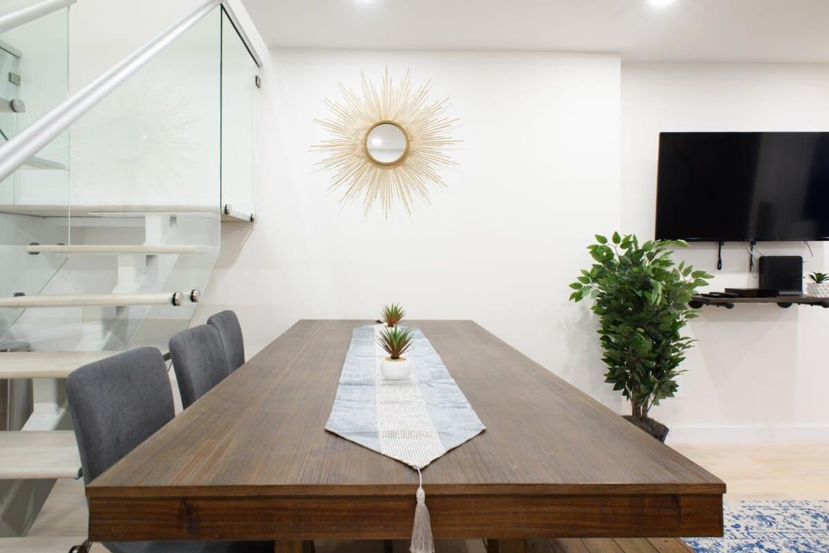 75-4a Brand New 3br Prime Ues W&d In Unit *